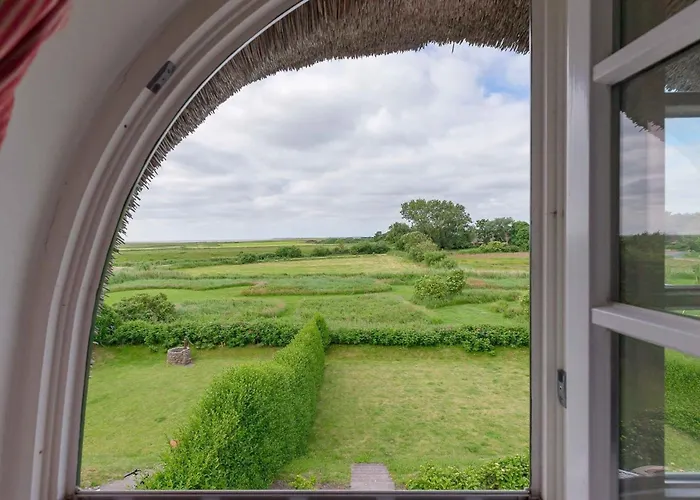 Hues Leen Semesterbostad Hedehusum