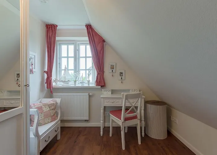 Hues Leen Semesterbostad *